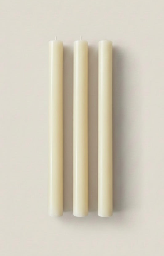 BEESWAX TAPERED CANDLE